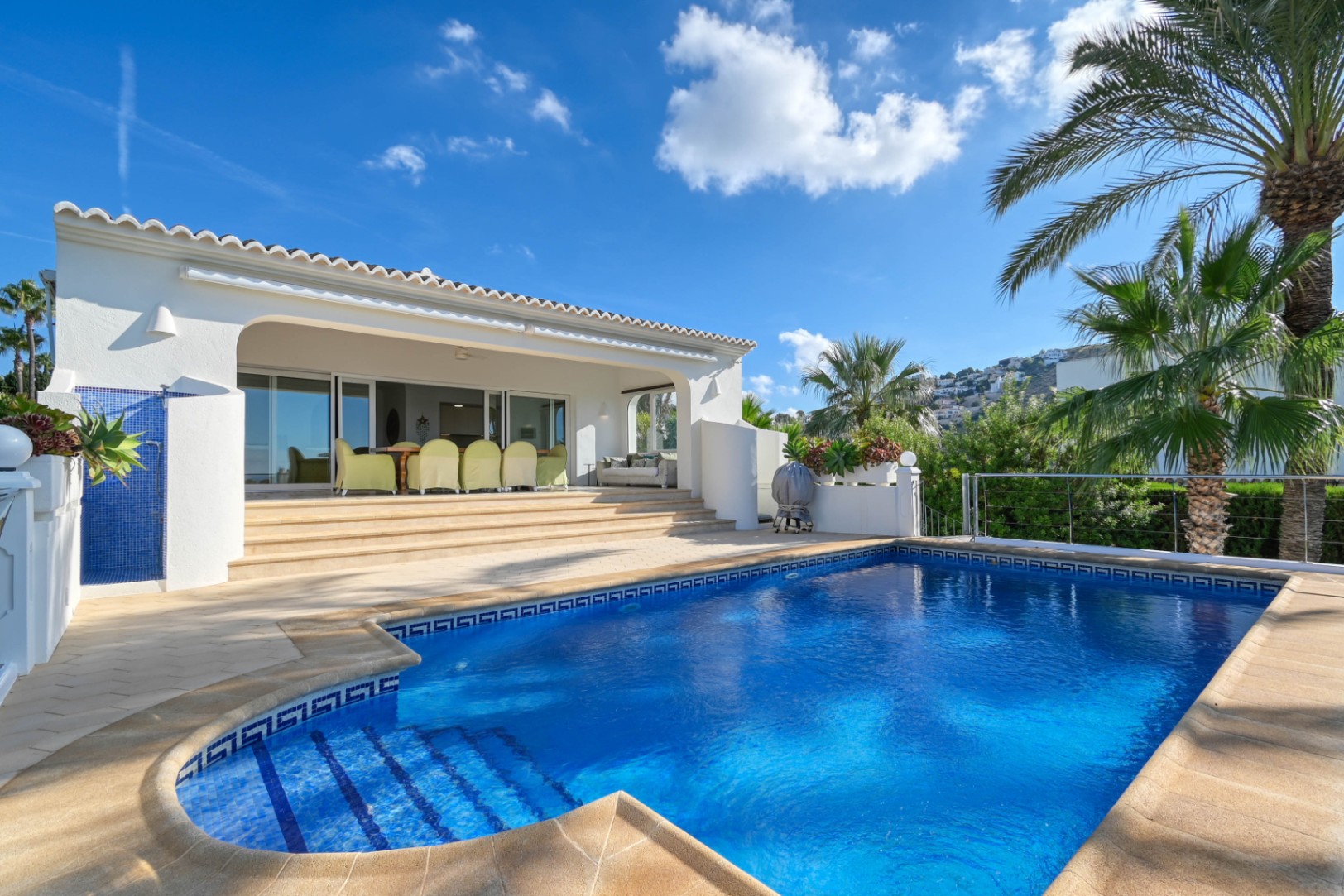 Mittelmeer-Villa mit spektakulärem Meerblick in der Nähe El Portet, Moraira