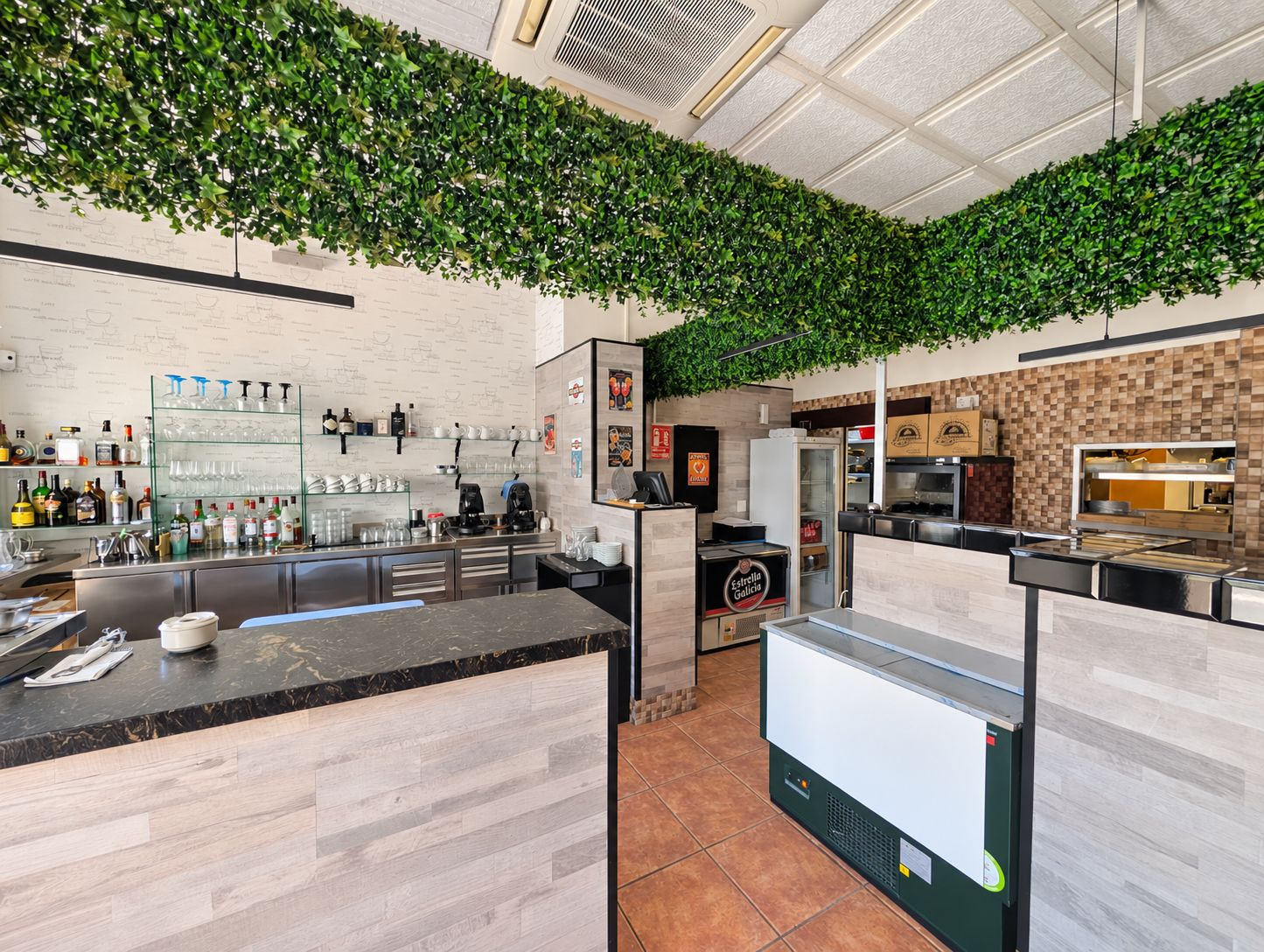 Restaurant in Moraira zur Übernahme: ausgestattete italienische Pizzeria