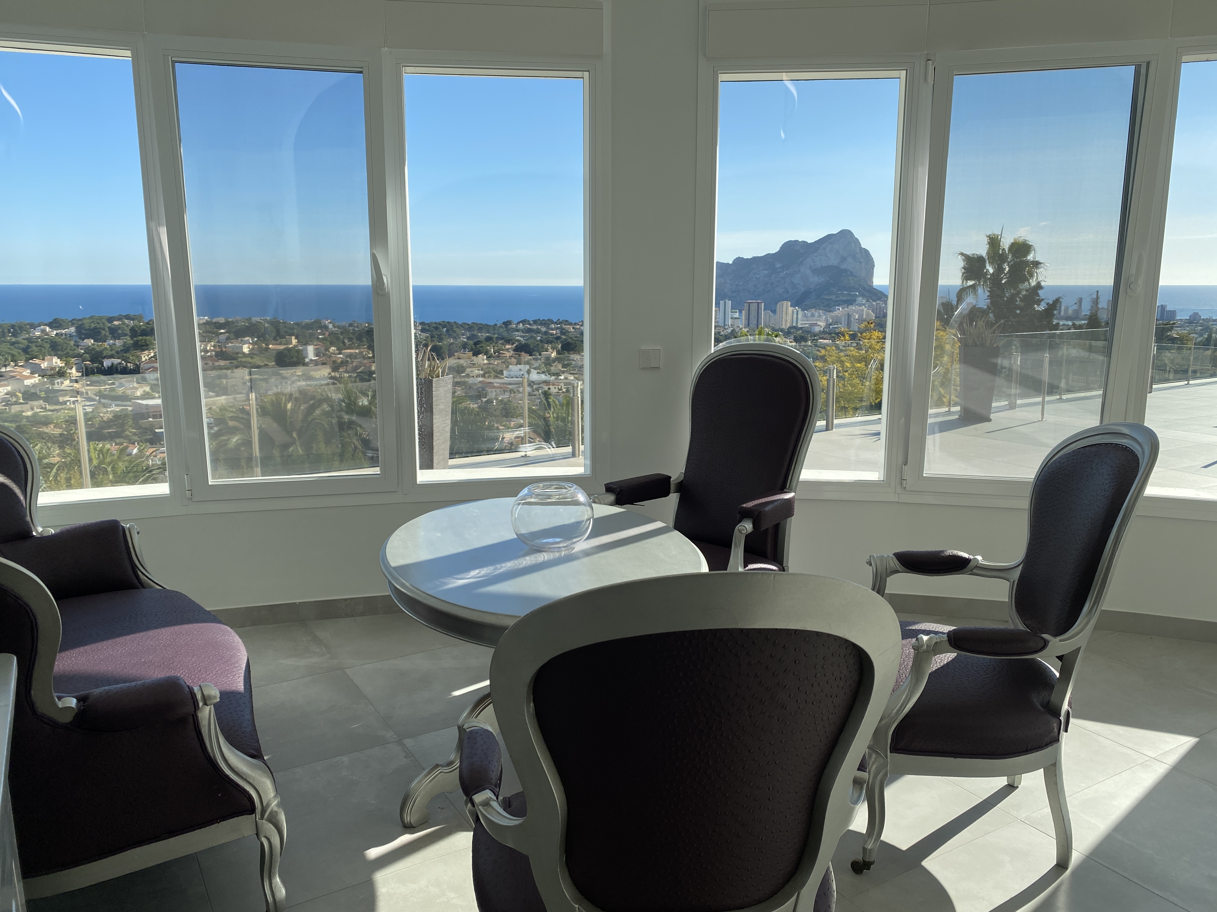 Villa zum Verkauf mit Panoramablick auf das Meer zwischen Moraira und Calpe